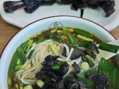 -子宸什夹婆乌鸡米线弹子石店(泽科·星泽汇店)