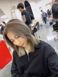 -东秀护肤造型
