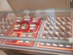 -周生生Chow Sang Sang(石家庄先天下店)