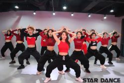 -STAR舞蹈工作室