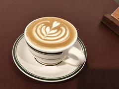 澳白-HOLIDAY休日(后田垟巷店)