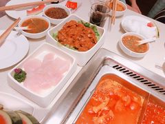 -海底捞火锅鲜切牛肉主题店(长寿路店)