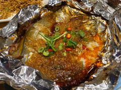 -街角等你.大连海鲜烧烤.经典铁板海鲜串(西安路店)