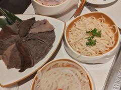 -海底捞火锅(长宁路龙之梦店)
