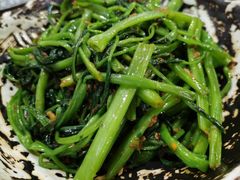 -默加东南亚美食(大宁音乐广场店)