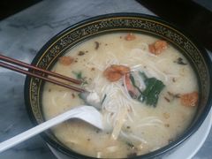 -蔼若春.传承三十年云南菜(金碧公园店)