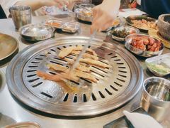 -哈哈碳都·牛肋条无限自助烤肉(台江万达店)