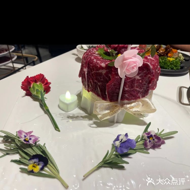 
鲜切手打牛肉锅，龙华壹方暖冬味