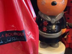 -Salon de The de Joel Robuchon(外滩18号店)