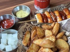 -BHC炸鸡(明洞总店)