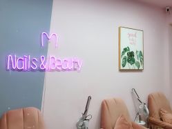 -M Nails & Beauty美甲美睫美体