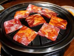 -明洞阿姨·韩式酱蟹烤肉·创意料理(三元桥店)