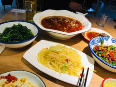 -湘当有饭剁椒鱼头(昆山招商花园城店)