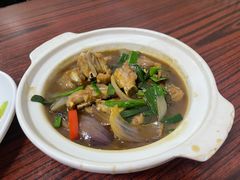 蚝油排骨煲-甜甜屋(解放中路店)