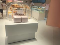 -好利来(上海长宁龙之梦店)