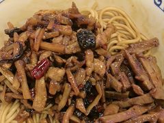 -梅溪·小伙子干挑面(安吉总店)
