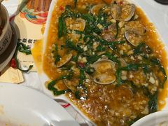 -肥肥虾庄·金牌油焖大虾(汉口城市广场店)