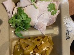 -亮亮面馆(经六路店)