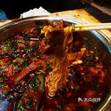 藏在建设巷这个巷子里面的一家非常好吃的冒菜，今天去