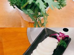 白萝卜-清真·噃茄树黄柿子火锅