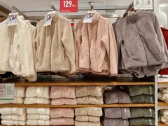 -优衣库(广州天河领展广场店)