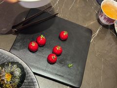 -海派悦庭·海胆烧麦·新融合菜(凯德广场店)