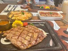 -十分牛西餐·牛扒专门店(光明广场店)