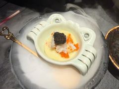 -蟹犇前•帝王蟹雪蟹(陆家嘴店)