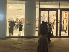 -证大大拇指广场(芳甸路店)