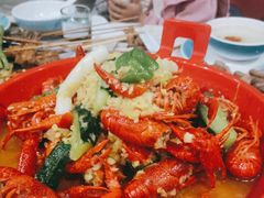 -527烧烤·龙虾·精酿酒(小石城美乐城店)