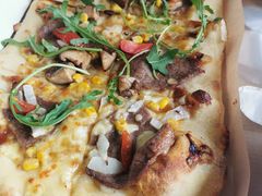 -必胜客(宝杨路宅急送店)