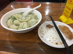 -潘国仙耳光馄饨(黄家阙路店)