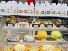 面包甜点陈列柜-猫王榴莲世家(三里屯SOHO商场店)