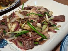 三葱爆羊肉-春水锅贴·传统鲁菜(大明湖店)
