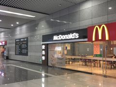 -麦当劳(火车北站餐厅)