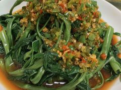 剁椒藤菜-洪霞餐馆
