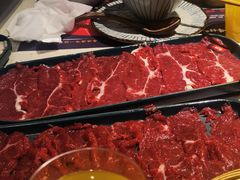 -牛村来人潮汕牛肉火锅(西单店)