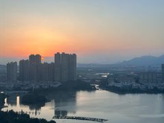 -荣誉国际酒店-云顶旋转餐厅