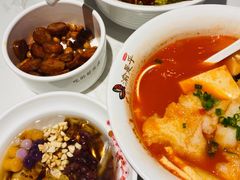 小丸子冰粉-渝是乎酸菜鱼(龙旗购物中心店)