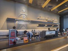 -星巴克臻选(上海合生汇1F店)