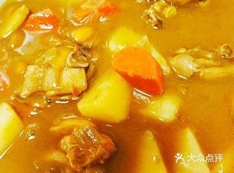 浓厚鲜香"椰汁咖喱鸡饭"，吃光还要舔盘子的美味家常菜