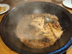 -咱屯子铁锅炖直营店(保利店)