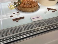 -潮一不贰·法式甜品·生日蛋糕·西式简餐(外滩店)