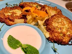 西葫芦煎饼配酸奶-Pasha帕夏土耳其餐厅(南昌路店)