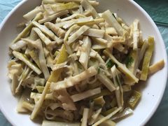 -天乐农家鱼头王(天目湖店)