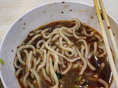 -黑八私房老北京炸酱面