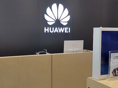 -华为授权体验店(中山公园来福士)