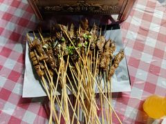 -老街烧烤大排档·地道湖北菜·龙虾馆(汉口火车站店)