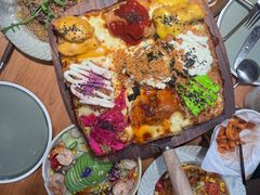 -Dragon Pizza•圆脸龙披萨·牛排餐厅