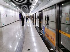 -红土地(地铁站)